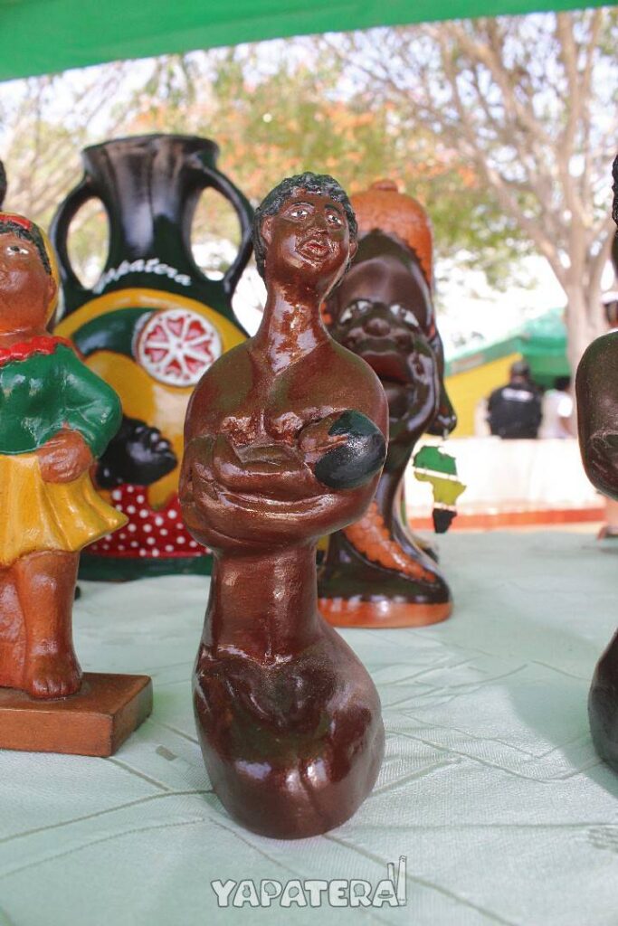 ART17 mujer madre