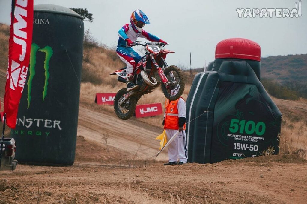 MO5 MOTOCROSS 6