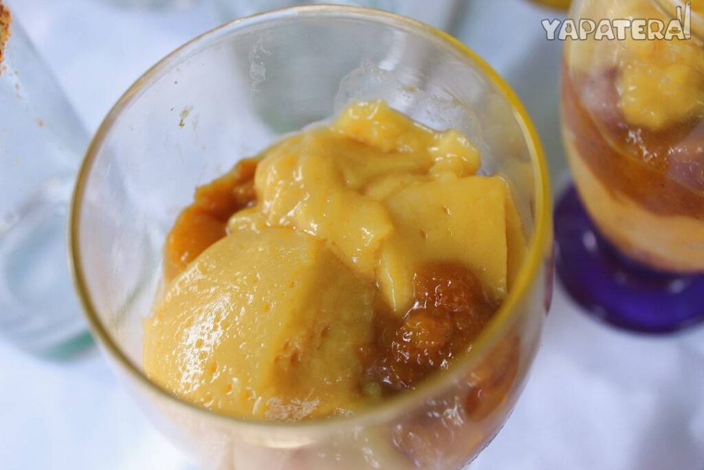 POS2 mousse de mango con toques de algarrobina