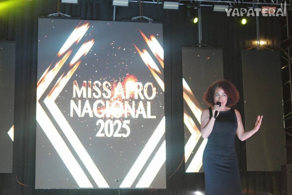 VI1 actriz Ebelyn Ortiz en Festival del mango